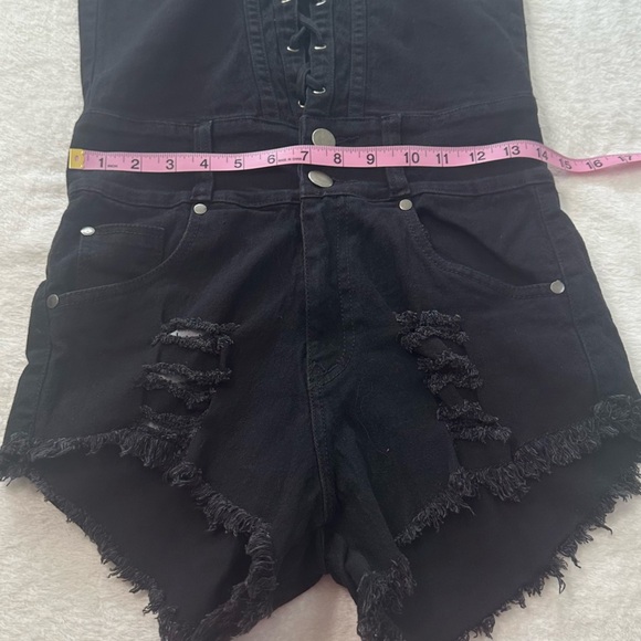 American GLORY Edgy Black Romper with Lace-Up Front and Distressed Hem - Picture 9 of 12